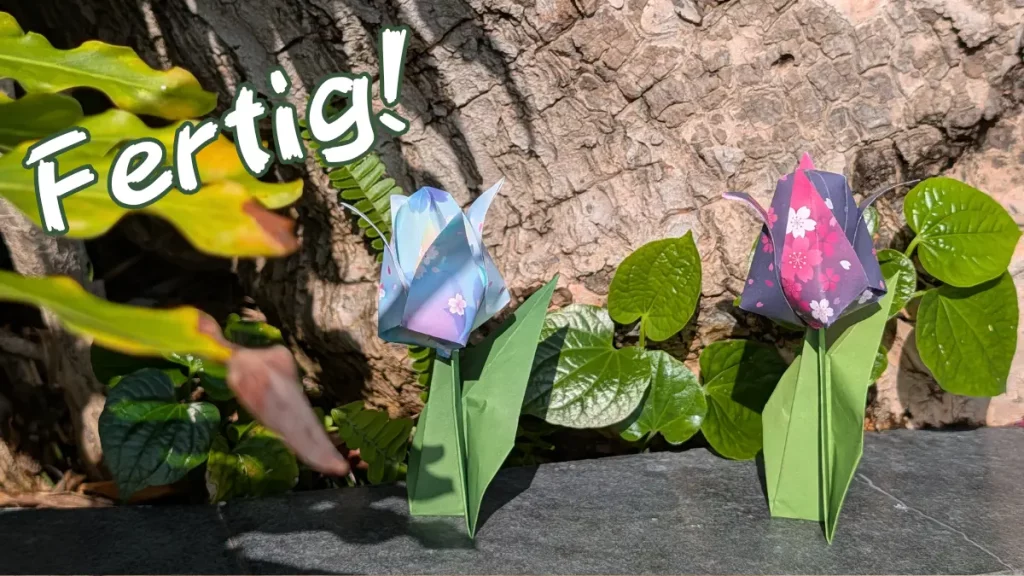 Fertige Origami Blume – dreidimensionale Origami Tulpe mit Stängel