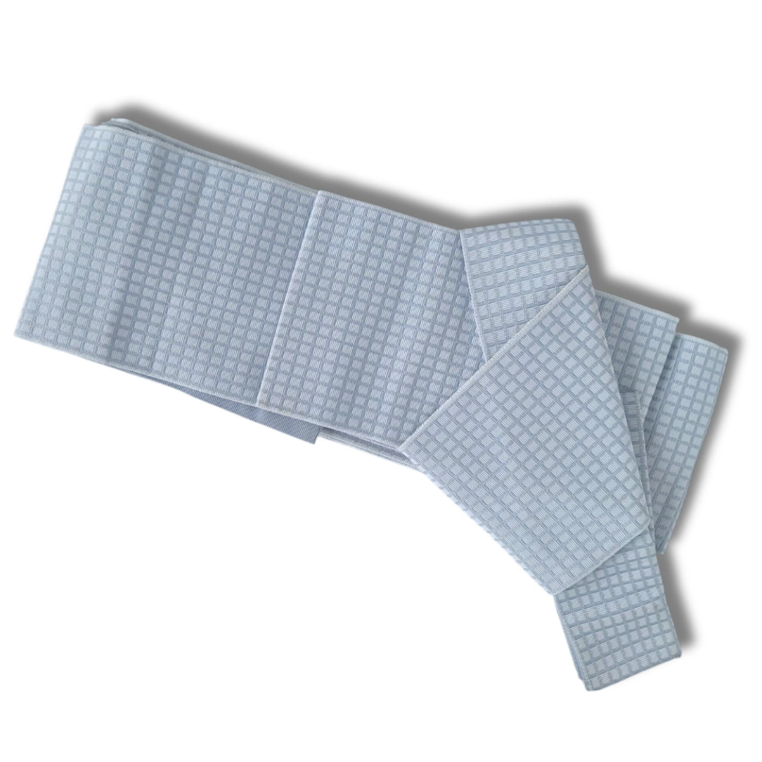 Vintage Kaku Obi in Hellgrau mit Karomuster - vorgebunden