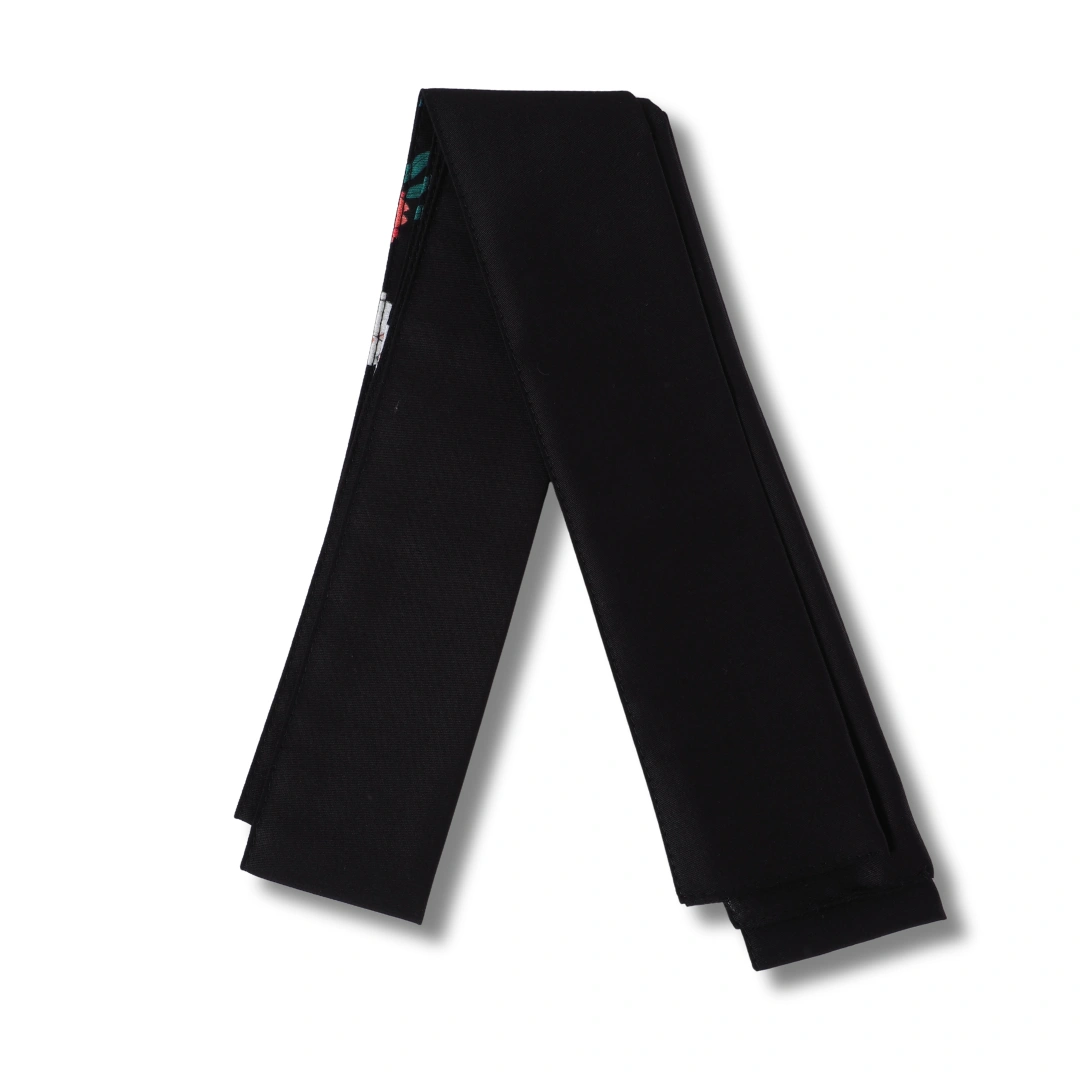 Damen Yukata schwarz mit bunten Blumen & japanischem Muster Damen Yukata schwarz mit bunten Blumen & japanischem Muster