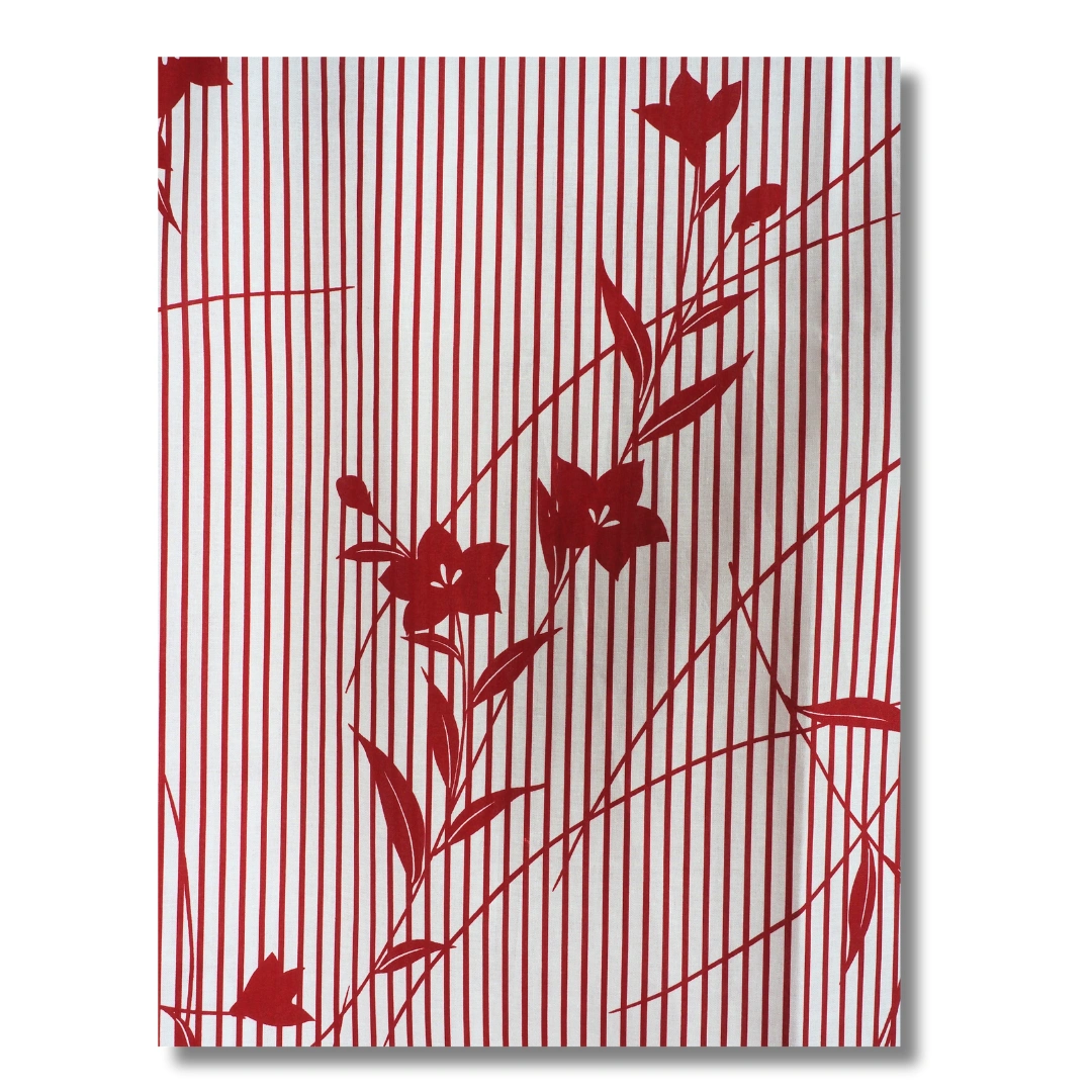 Damen Yukata kurz weiß mit roten Streifen & Blumen Damen Yukata kurz weiß mit roten Streifen & Blumen