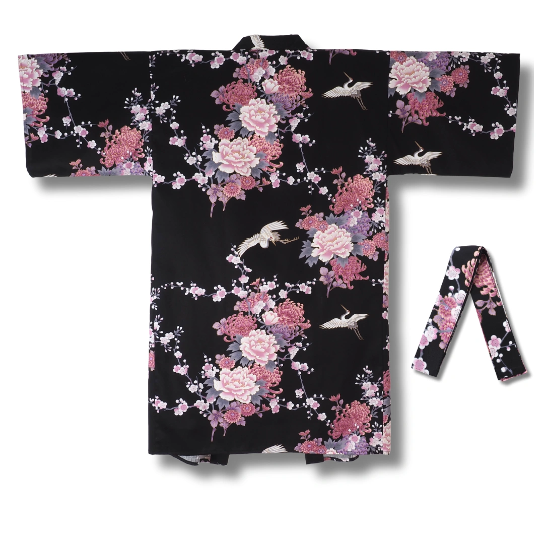 Damen Yukata kurz schwarz mit lila Blumen