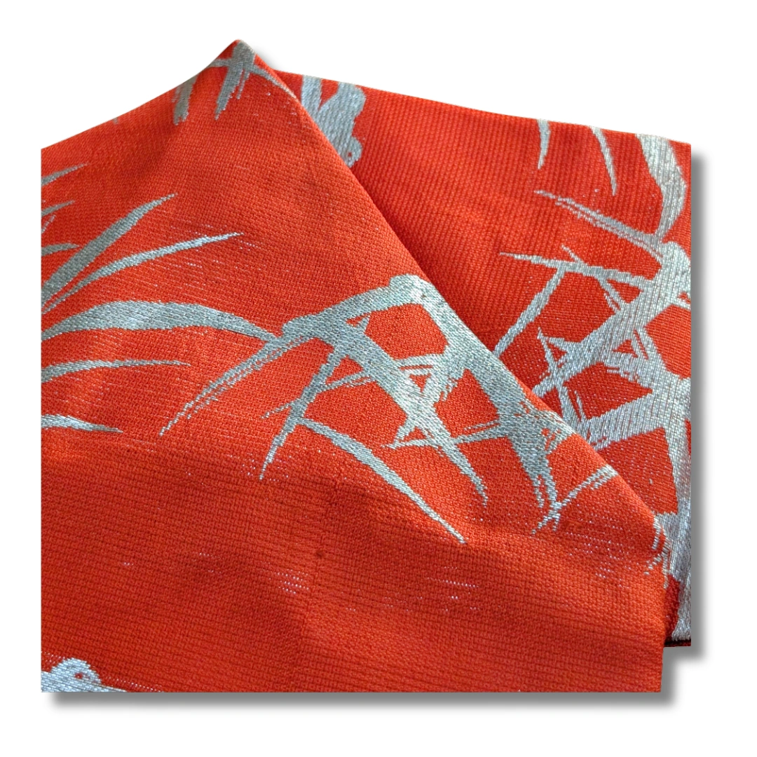Vintage Nagoya Shitate Nagoya Obi Rot mit silbernem Bambusblatt-Muster