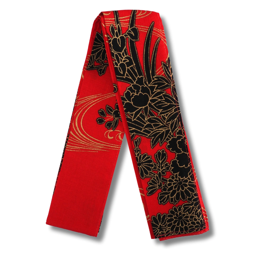 Damen Yukata rot mit schwarzen Blumen Damen Yukata rot mit schwarzen Blumen